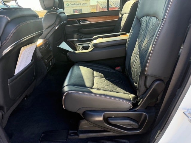 2024 Jeep Grand Wagoneer L Series III