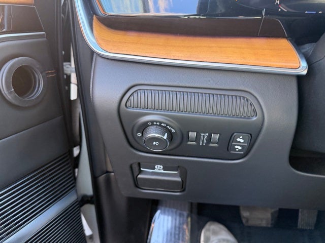 2024 Jeep Grand Wagoneer L Series III