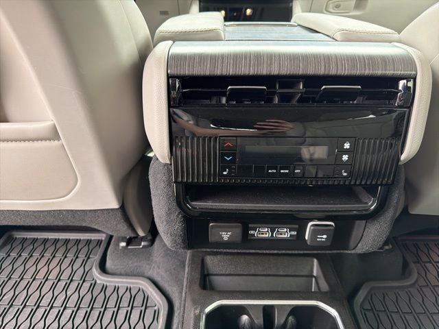 2023 Jeep Wagoneer Series III