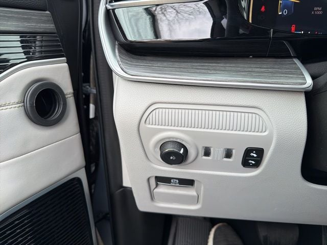 2023 Jeep Wagoneer Series III