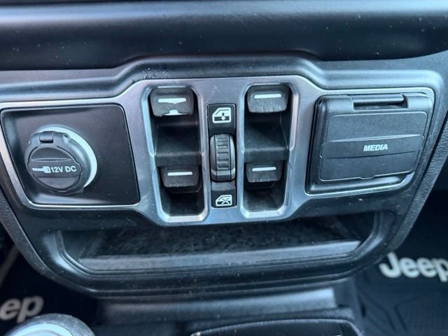 2020 Jeep Gladiator Sport