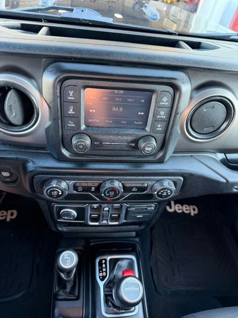2020 Jeep Gladiator Sport