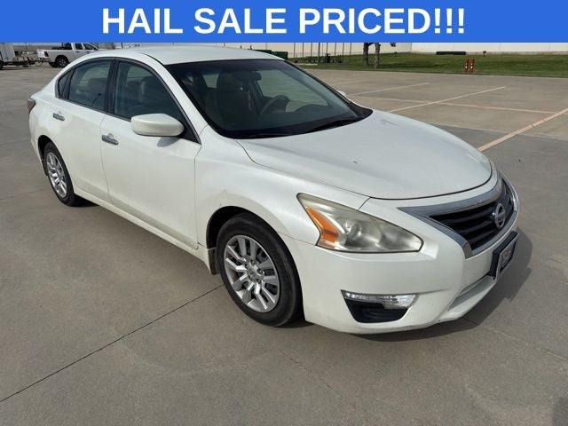 2014 Nissan Altima's photo