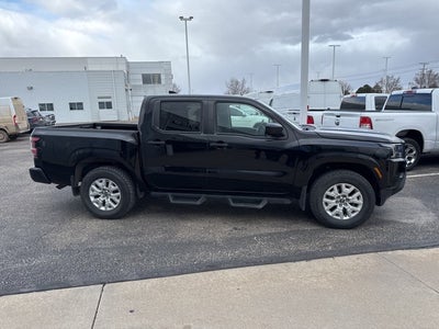 2022 Nissan Frontier S