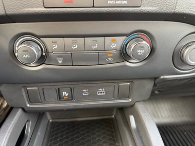 2022 Nissan Frontier S