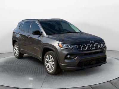 2022 Jeep Compass Latitude Lux