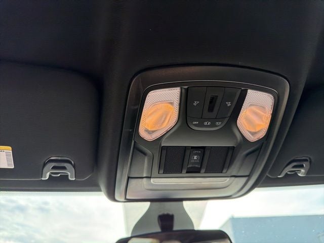 2023 RAM 3500 SLT