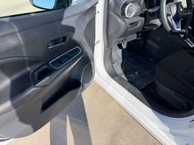 2021 Nissan Versa 1.6 SR