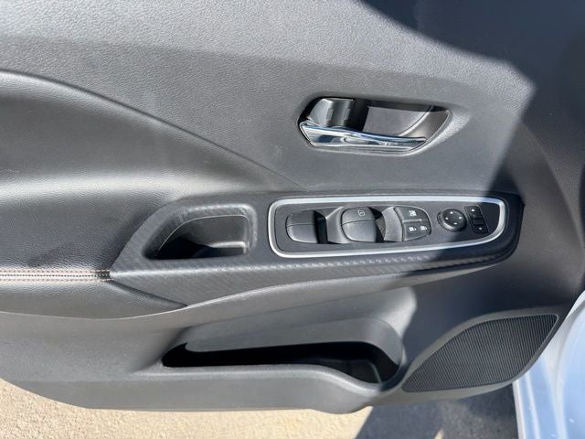 2021 Nissan Versa 1.6 SR