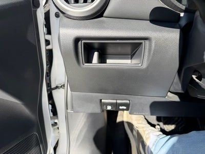 2021 Nissan Versa 1.6 SR