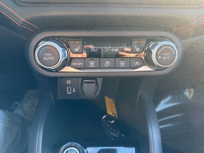 2021 Nissan Versa 1.6 SR