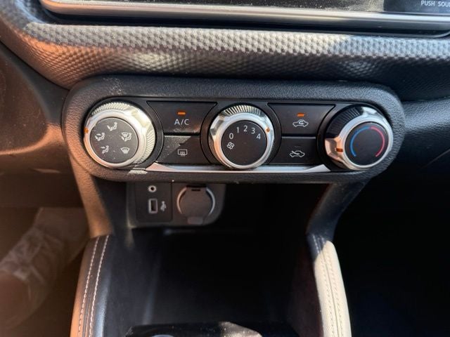 2019 Nissan Kicks S