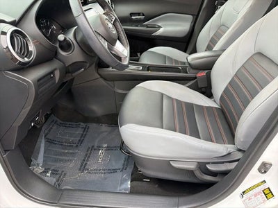 2021 Nissan Kicks SR