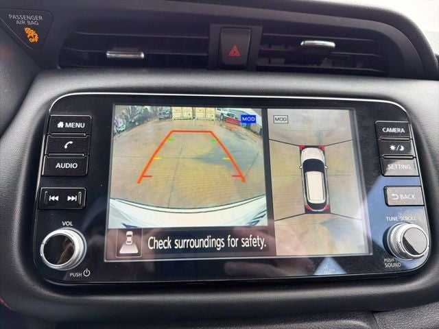 2021 Nissan Kicks SR