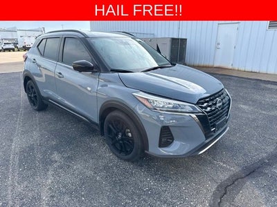 2024 Nissan Kicks SR