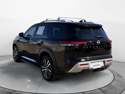 2024 Nissan Pathfinder Platinum