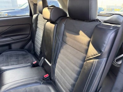 2020 Mitsubishi Outlander SE