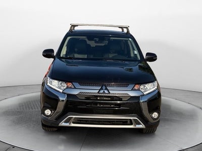 2020 Mitsubishi Outlander SE