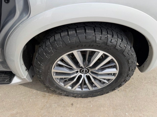 2022 Nissan Armada SL