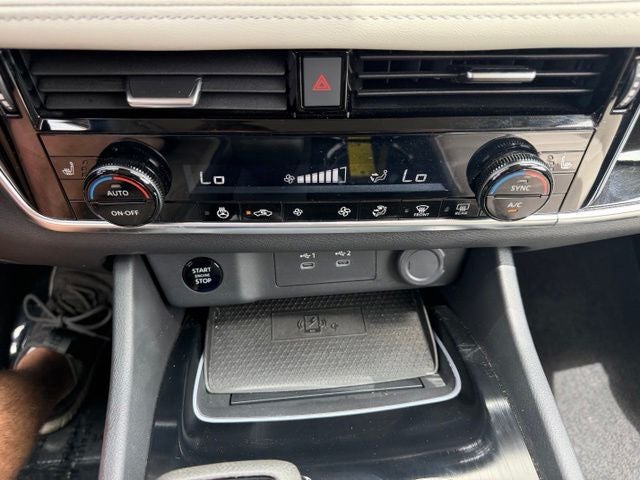 2025 Nissan Rogue SL