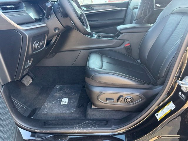 2027 Jeep Grand Cherokee Limited