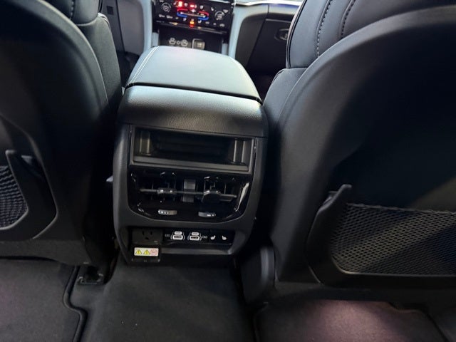 2025 Jeep Grand Cherokee GRAND CHEROKEE OVERLAND 4X4