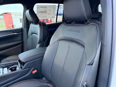 2025 Jeep Grand Cherokee GRAND CHEROKEE OVERLAND 4X4