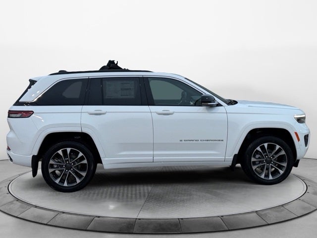 2025 Jeep Grand Cherokee GRAND CHEROKEE OVERLAND 4X4