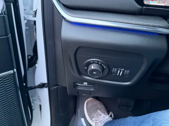 2025 Jeep Grand Cherokee GRAND CHEROKEE OVERLAND 4X4