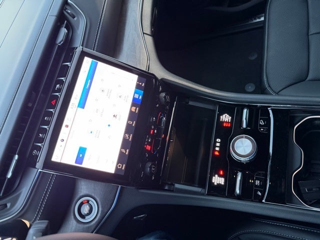 2025 Jeep Grand Cherokee GRAND CHEROKEE OVERLAND 4X4