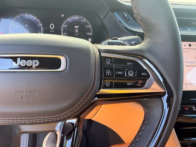 2027 Jeep Grand Cherokee GRAND CHEROKEE SUMMIT 4X4