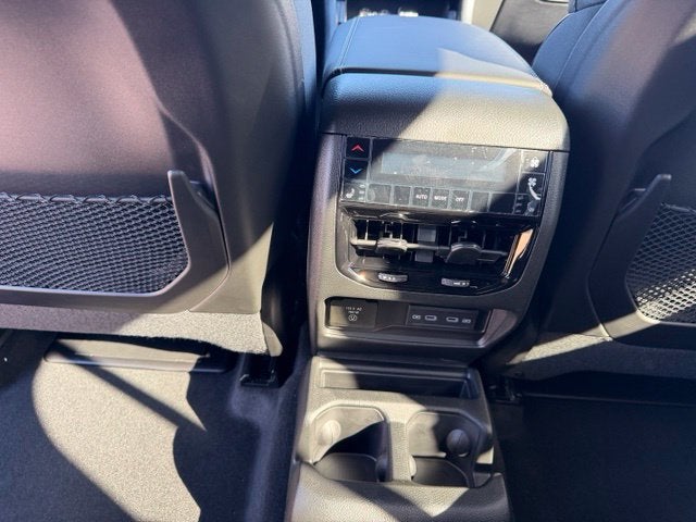 2027 Jeep Grand Cherokee GRAND CHEROKEE L LIMITED RESERVE 4X4