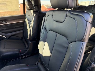 2026 Jeep Grand Cherokee GRAND CHEROKEE L LIMITED RESERVE 4X4