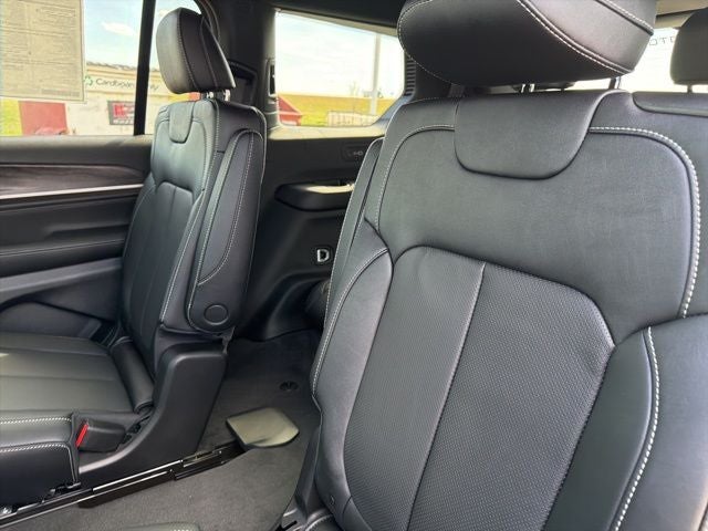 2026 Jeep Grand Cherokee GRAND CHEROKEE L LIMITED RESERVE 4X4