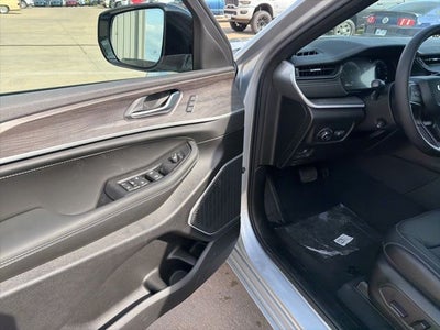 2026 Jeep Grand Cherokee GRAND CHEROKEE L LIMITED RESERVE 4X4