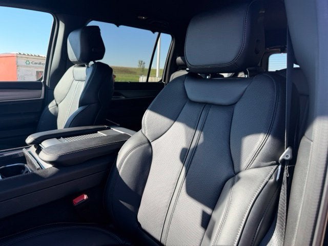 2027 Jeep Grand Wagoneer GRAND WAGONEER LIMITED 4X4