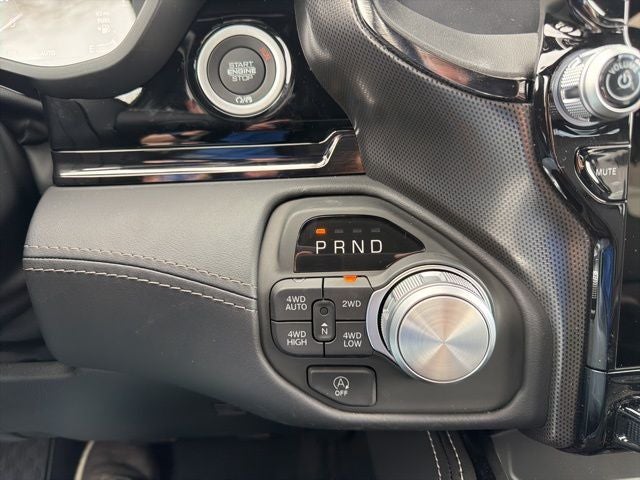 2026 RAM 1500 RAM 1500 LIMITED CREW CAB 4X4 5'7' BOX