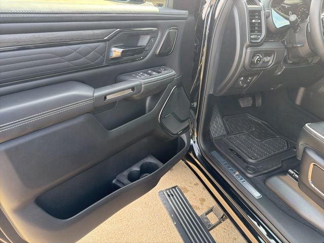 2026 RAM 1500 RAM 1500 LIMITED CREW CAB 4X4 5'7' BOX