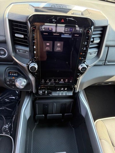 2027 RAM 1500 RAM 1500 LARAMIE CREW CAB 4X4 5'7' BOX