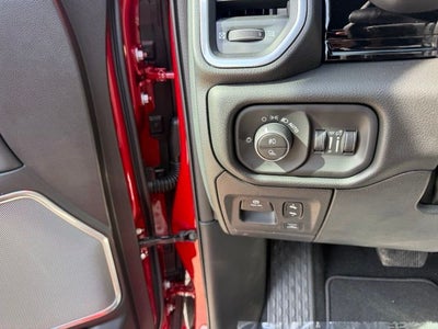 2026 RAM 1500 RAM 1500 LARAMIE CREW CAB 4X4 5'7' BOX