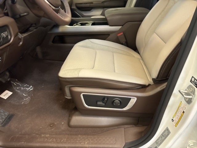 2026 RAM 1500 RAM 1500 LARAMIE CREW CAB 4X4 5'7' BOX