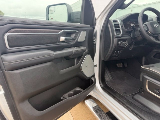 2027 RAM 1500 RAM 1500 LARAMIE CREW CAB 4X4 5'7' BOX