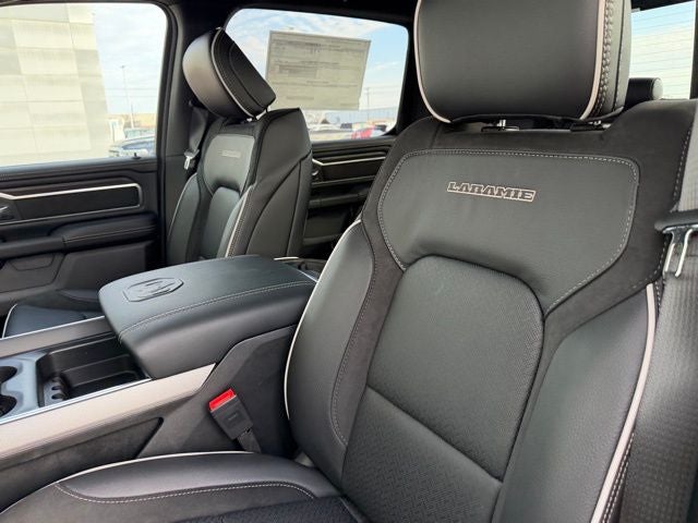 2026 RAM 1500 RAM 1500 LARAMIE CREW CAB 4X4 5'7' BOX