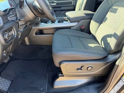 2026 RAM 1500 RAM 1500 BIG HORN CREW CAB 4X4 6'4' BOX