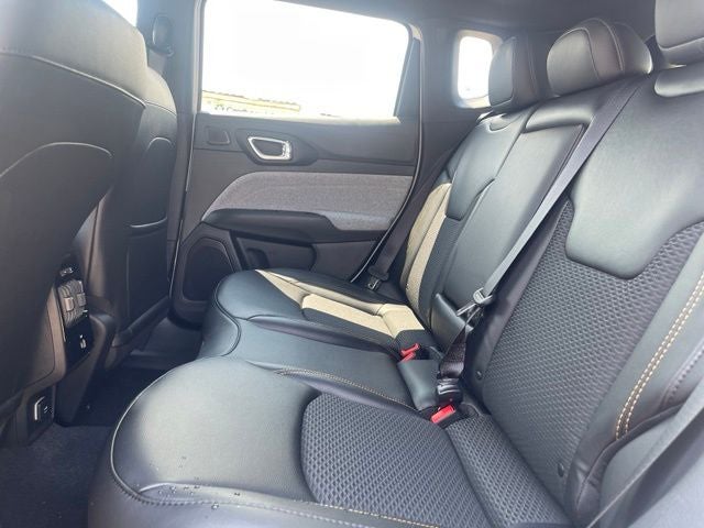 2026 Jeep Compass 85th Anniversary - Photo 12