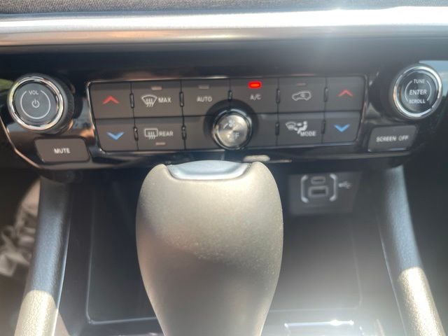 2026 Jeep Compass 85th Anniversary - Photo 23