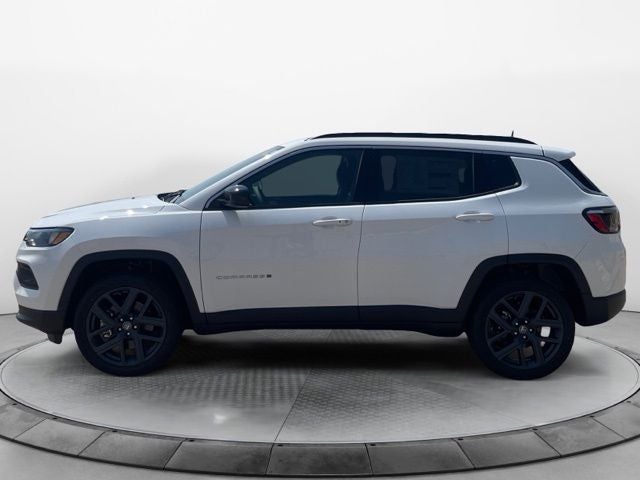 2026 Jeep Compass 85th Anniversary - Photo 6
