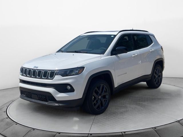 2026 Jeep Compass 85th Anniversary - Photo 7