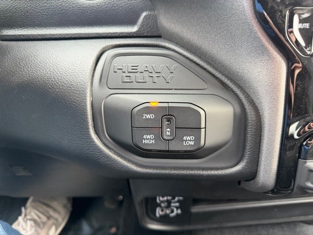 2026 RAM 2500 RAM 2500 TRADESMAN CREW CAB 4X4 6'4' BOX