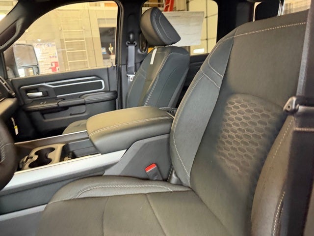 2026 RAM 2500 RAM 2500 BIG HORN CREW CAB 4X4 6'4' BOX